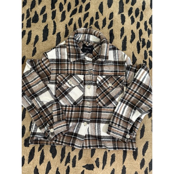 Ladies Size Medium Cropped Flannel Jacket By New‎ Look. Long Sleeve 3898. - Picture 1 of 8